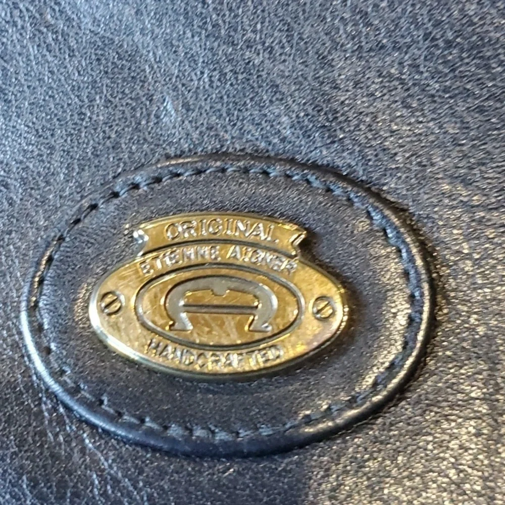 Etienne Aigner Vintage navy leather shoulder handbag 4 compartments